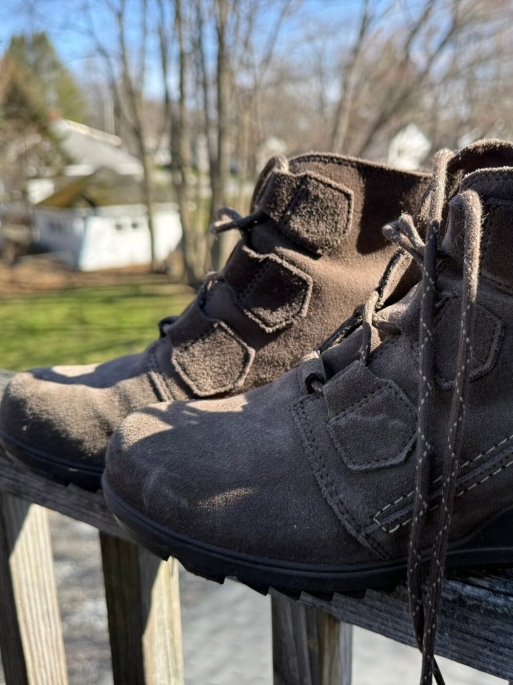Sorel Evie lace suede bootie